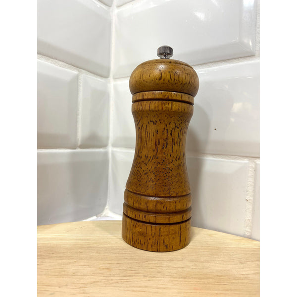 Moulin à épice en bois massif de 14cm