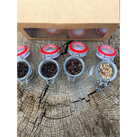 Coffret Black and White - Poivre Banasura, Poivre Jam Bio, Poivre Blanc, Poivre Tellicherry Bio.