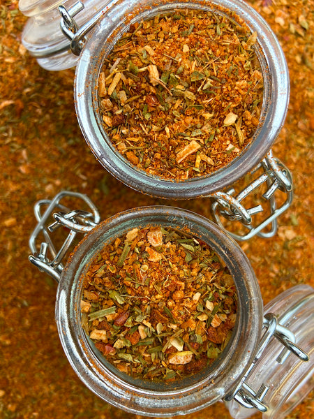 Mélange d'épices Cajun Bio - Monde - * Chaleureuse, citronnée et légèrement fumée, avec une pointe d’acidité vive et une douceur végétale équilibrée. *