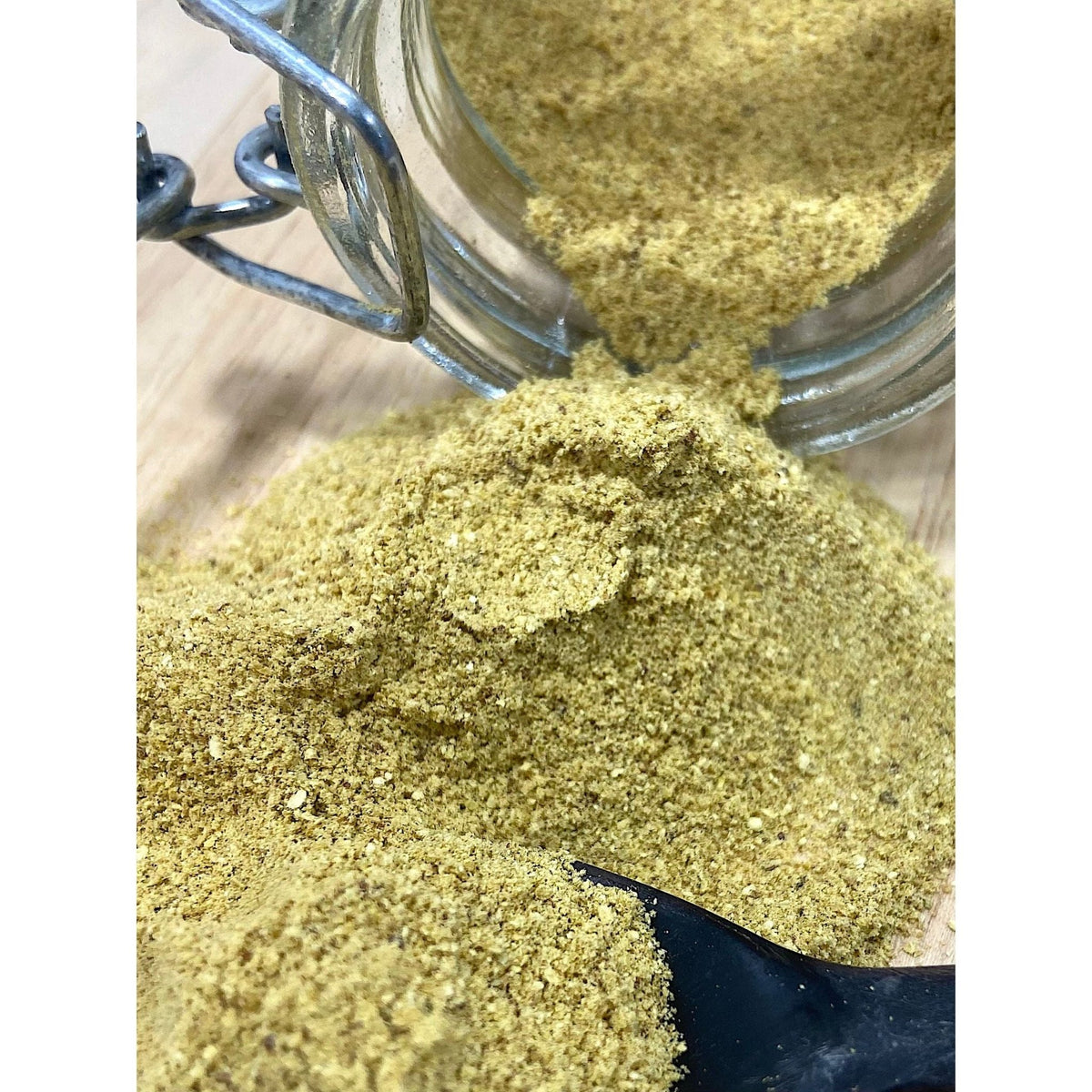 Combava Bio moulu - Madagascar - * Notes citronnées, épicées, florales et herbacées avec une pointe d'amertume rafraîchissante * - SPICY CANDY®
